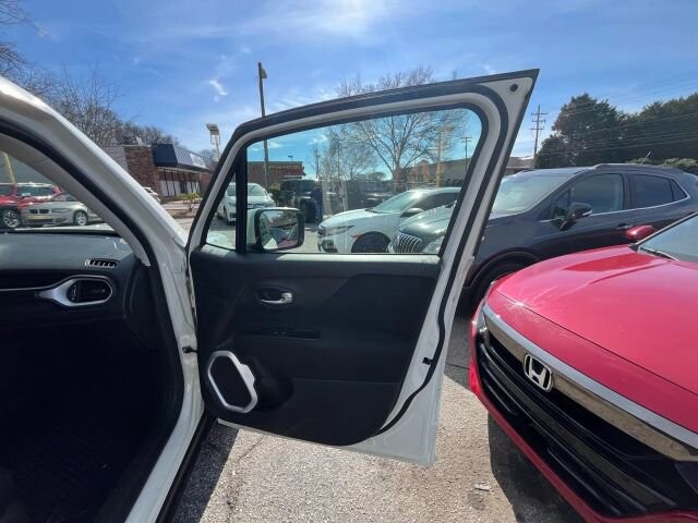 2018 Jeep Renegade in Greenville, SC 29607 - 18105390 13