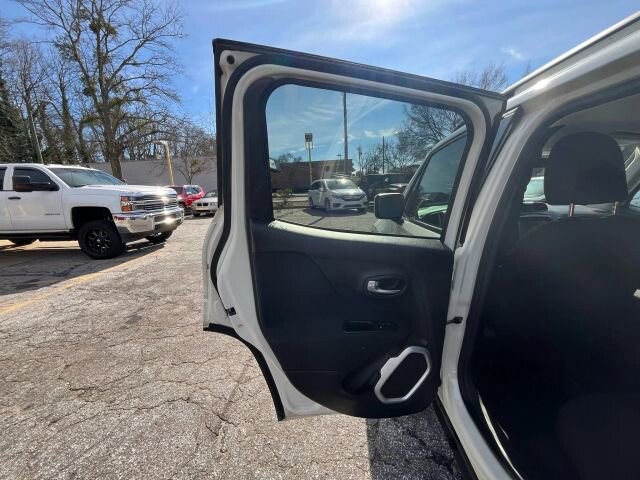 2018 Jeep Renegade in Greenville, SC 29607 - 18105390 23