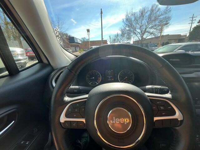 2018 Jeep Renegade in Greenville, SC 29607 - 18105390 29