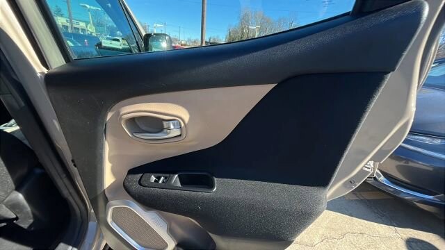 2016 Jeep Renegade in Greenville, SC 29607 - 18105391 18