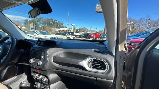 2016 Jeep Renegade in Greenville, SC 29607 - 18105391 16