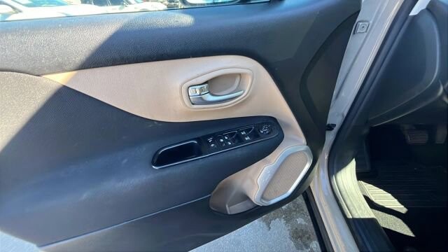 2016 Jeep Renegade in Greenville, SC 29607 - 18105391 28