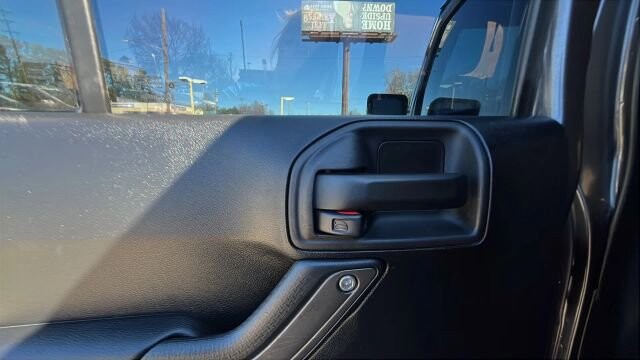 2016 Jeep Wrangler in Greenville, SC 29607 - 18105395 24