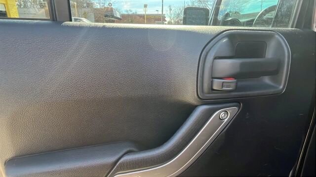 2014 Jeep Wrangler in Greenville, SC 29607 - 18105398 26