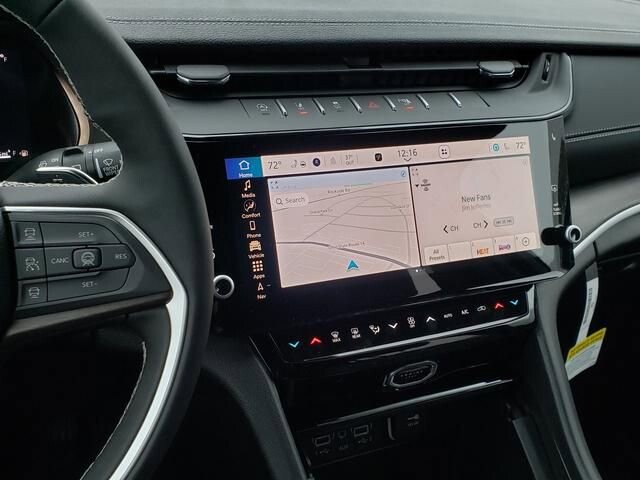 2026 Jeep Grand Cherokee in Bedford, OH 44146 - 18105399 11