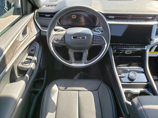 2026 Jeep Grand Cherokee in Bedford, OH 44146 - 18105403 10