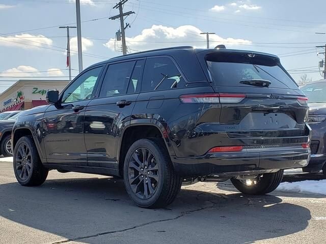2026 Jeep Grand Cherokee in Bedford, OH 44146 - 18105403 3