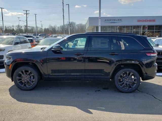 2026 Jeep Grand Cherokee in Bedford, OH 44146 - 18105403 2