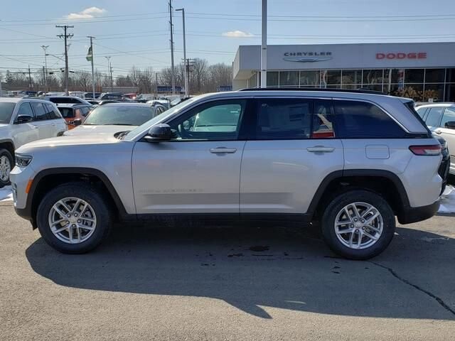 2026 Jeep Grand Cherokee in Bedford, OH 44146 - 18105404 2