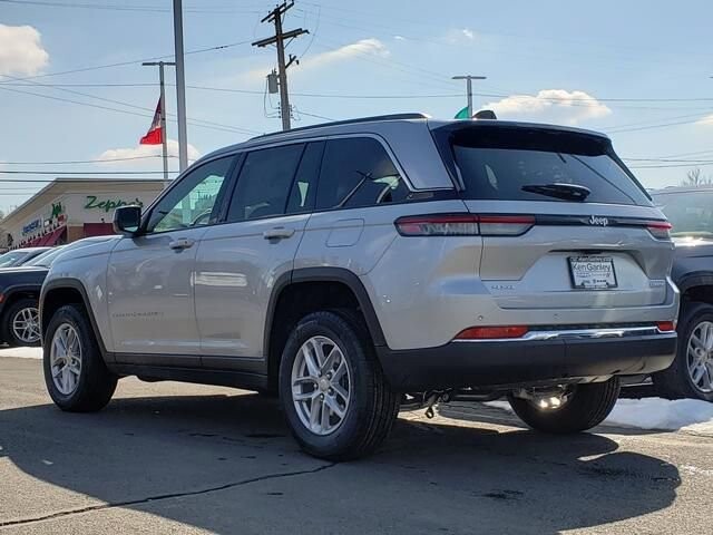 2026 Jeep Grand Cherokee in Bedford, OH 44146 - 18105404 3