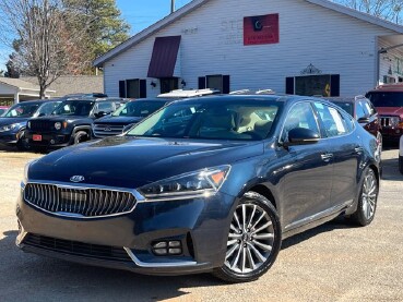 2017 Kia Cadenza in Flowery Branch, GA 30542