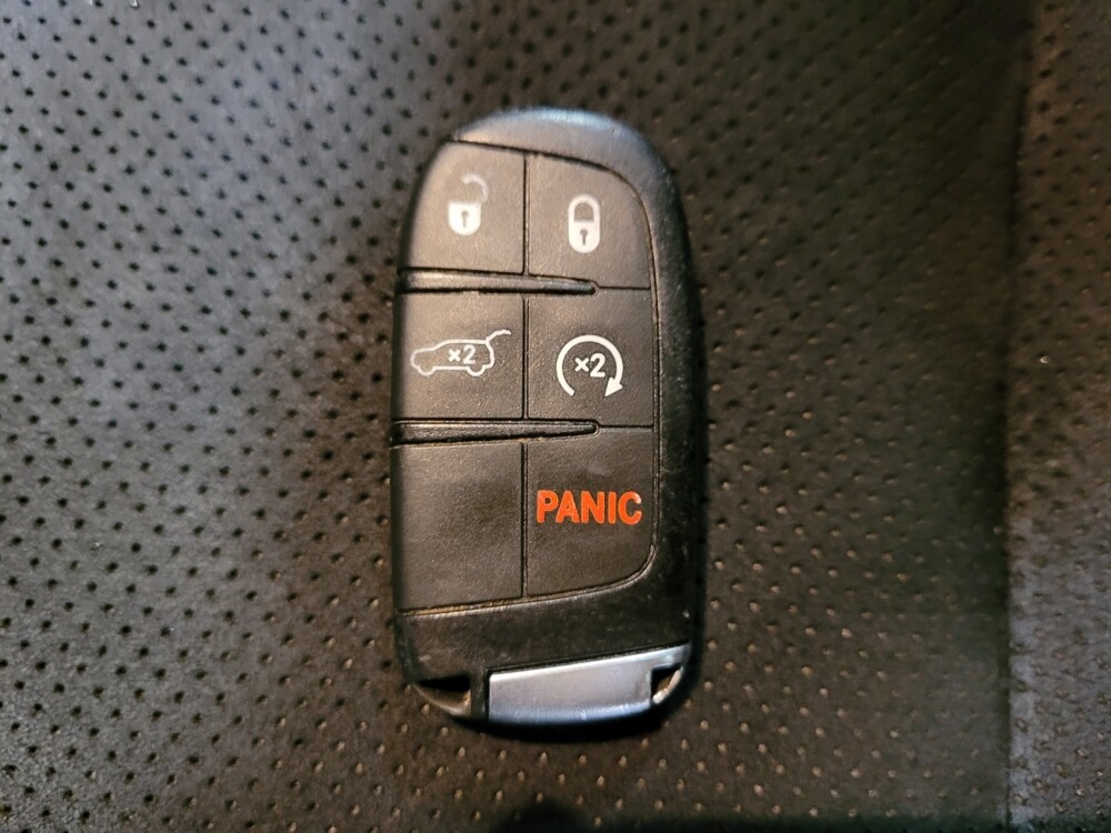 2020 Jeep Grand Cherokee in Downey, CA 90241 - 18105421 32