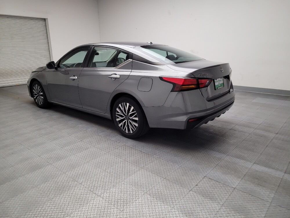 2023 Nissan Altima in Montclair, CA 91763 - 18105422 3