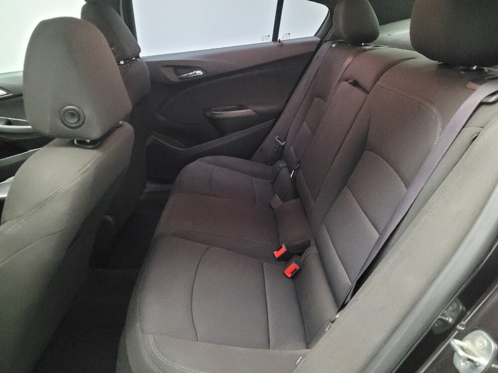 2016 Chevrolet Cruze in Bakersfield, CA 93309 - 18105423 18