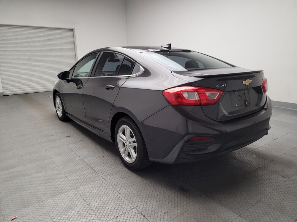 2016 Chevrolet Cruze in Bakersfield, CA 93309 - 18105423 5