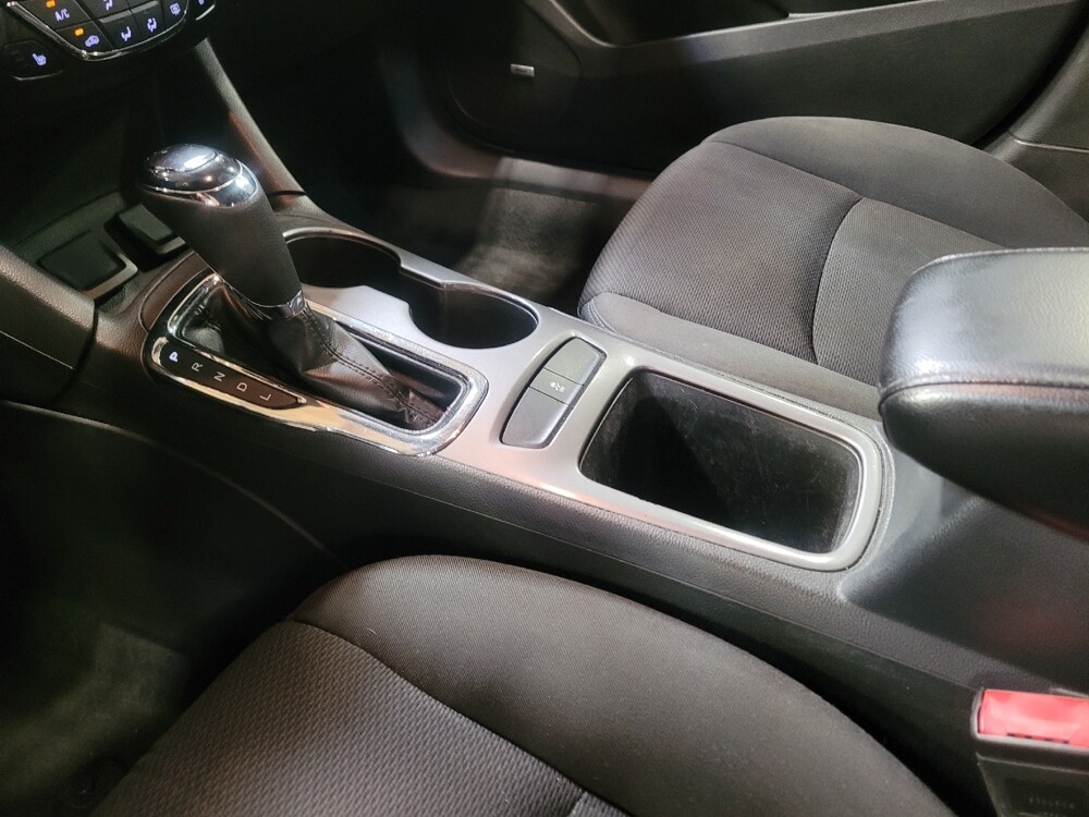 2016 Chevrolet Cruze in Bakersfield, CA 93309 - 18105423 26