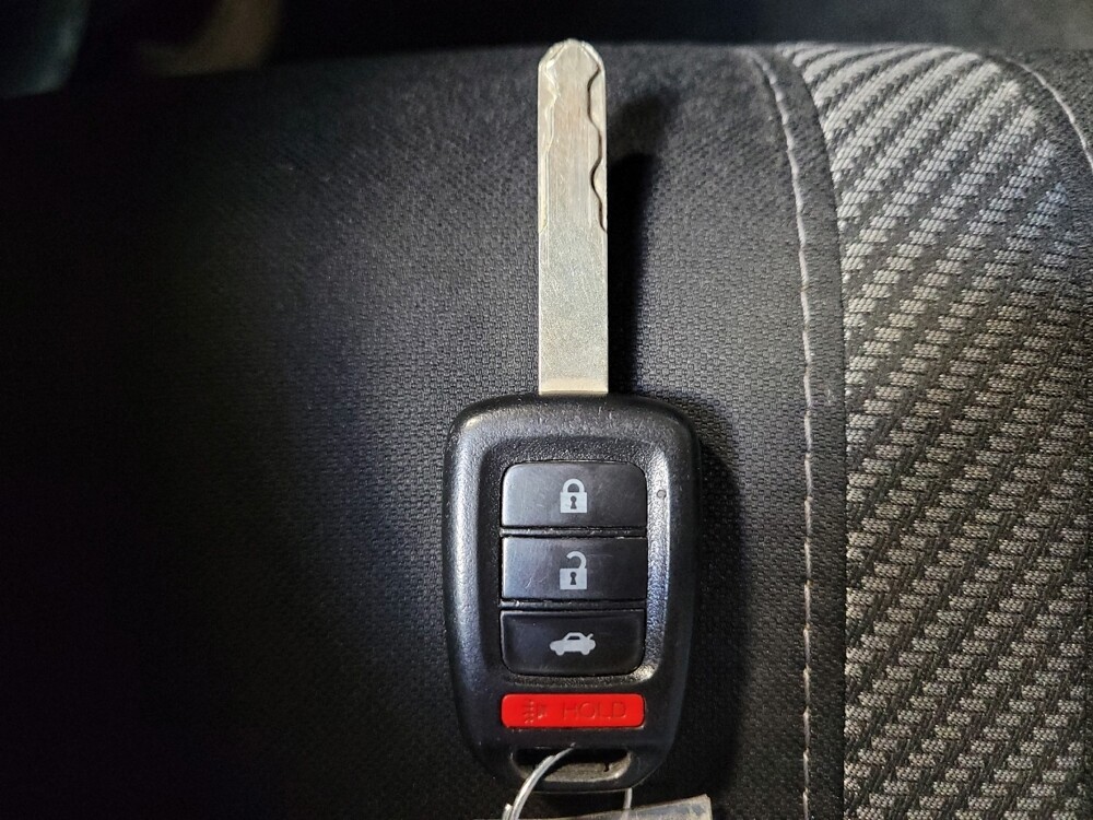 2017 Honda Civic in Torrance, CA 90504 - 18105430 32