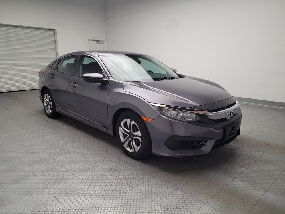 2017 Honda Civic in Torrance, CA 90504 - 18105430 13
