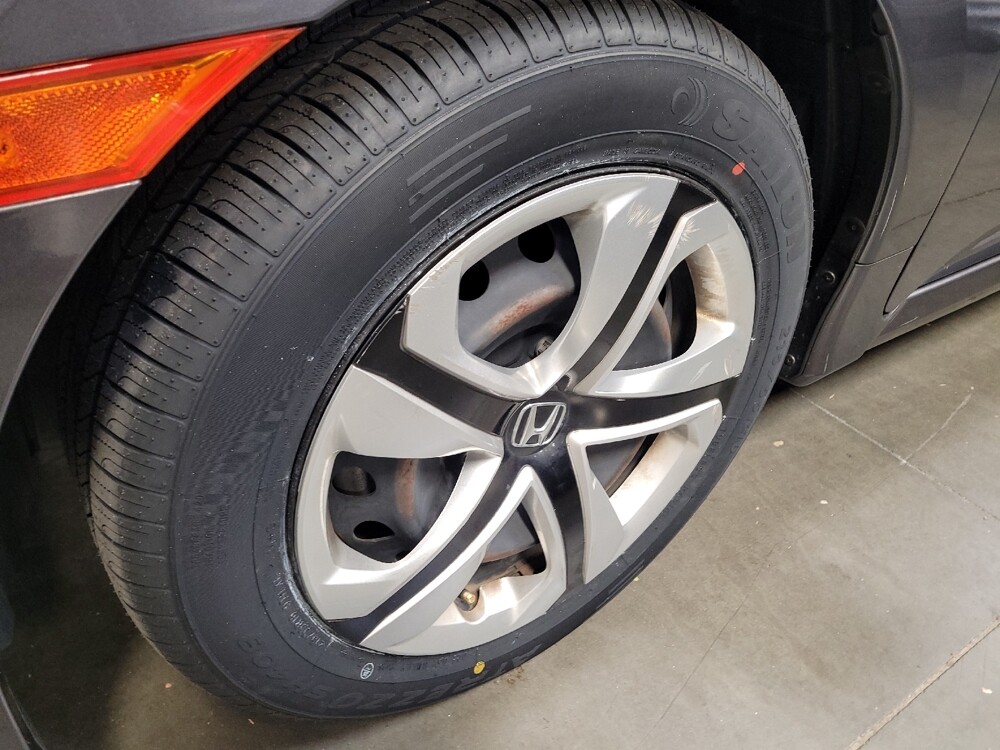 2017 Honda Civic in Torrance, CA 90504 - 18105430 31