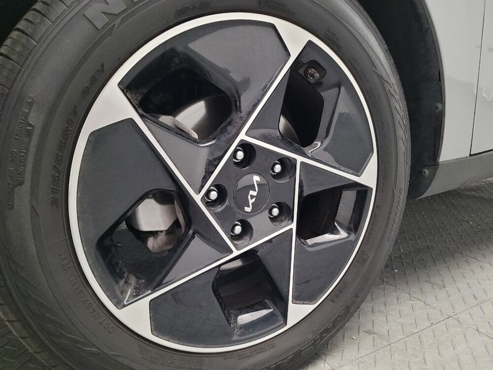 2023 Kia Soul in Riverside, CA 92504 - 18105442 31