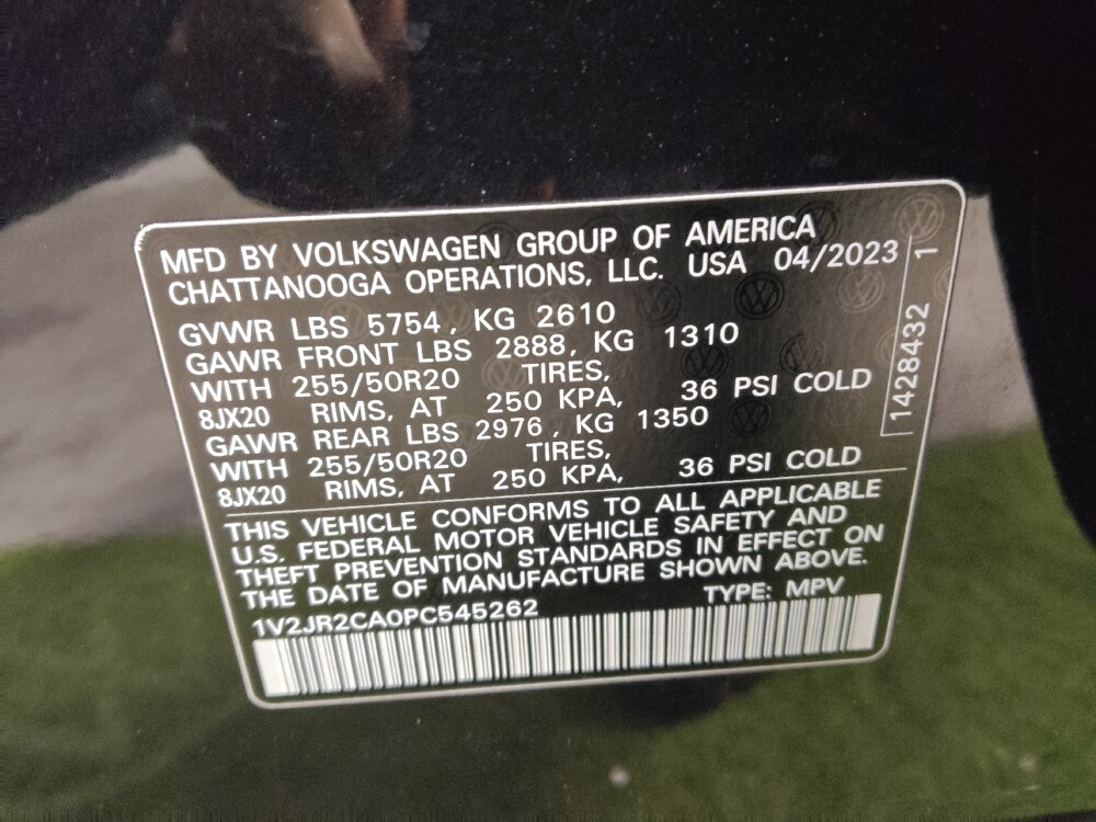 2023 Volkswagen Atlas in Stone Mountain, GA 30083 - 18105451 33