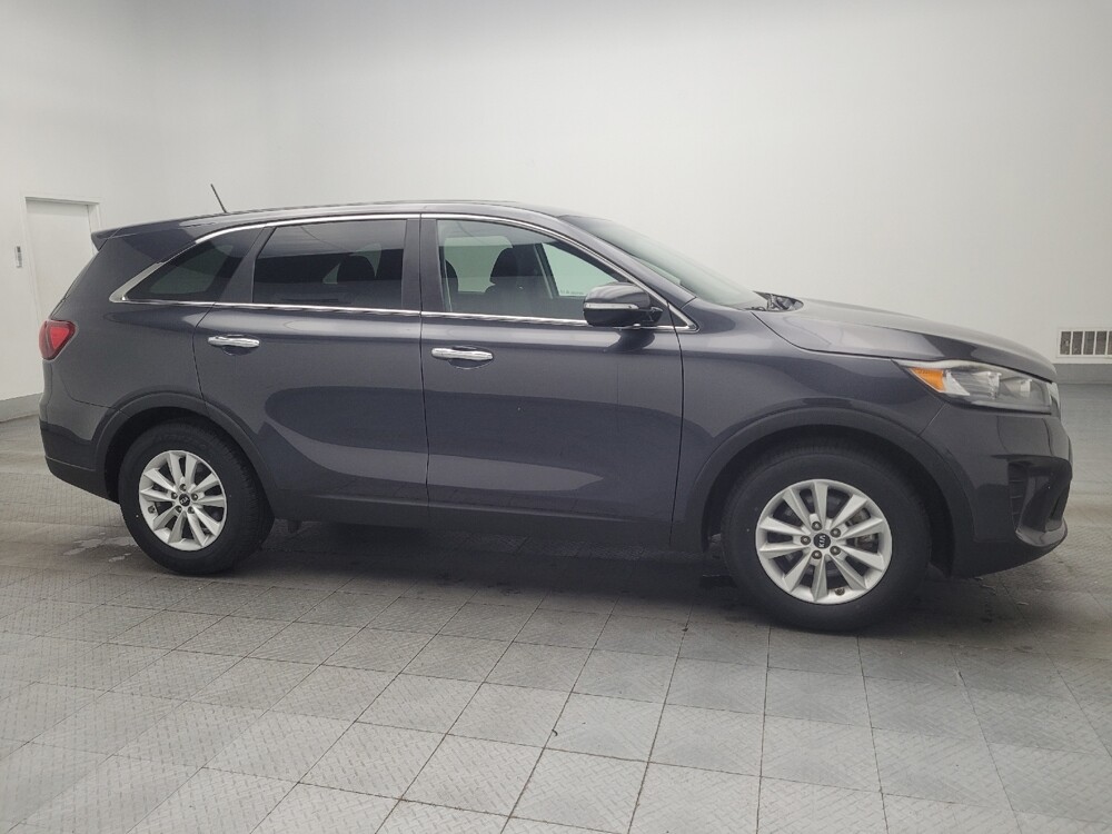 2019 Kia Sorento in Stone Mountain, GA 30083 - 18105465 11