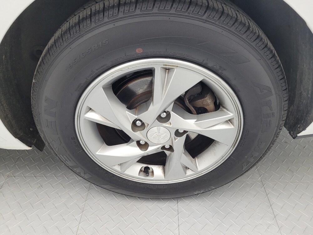 2021 Hyundai Elantra in Gastonia, NC 28056 - 18105471 31