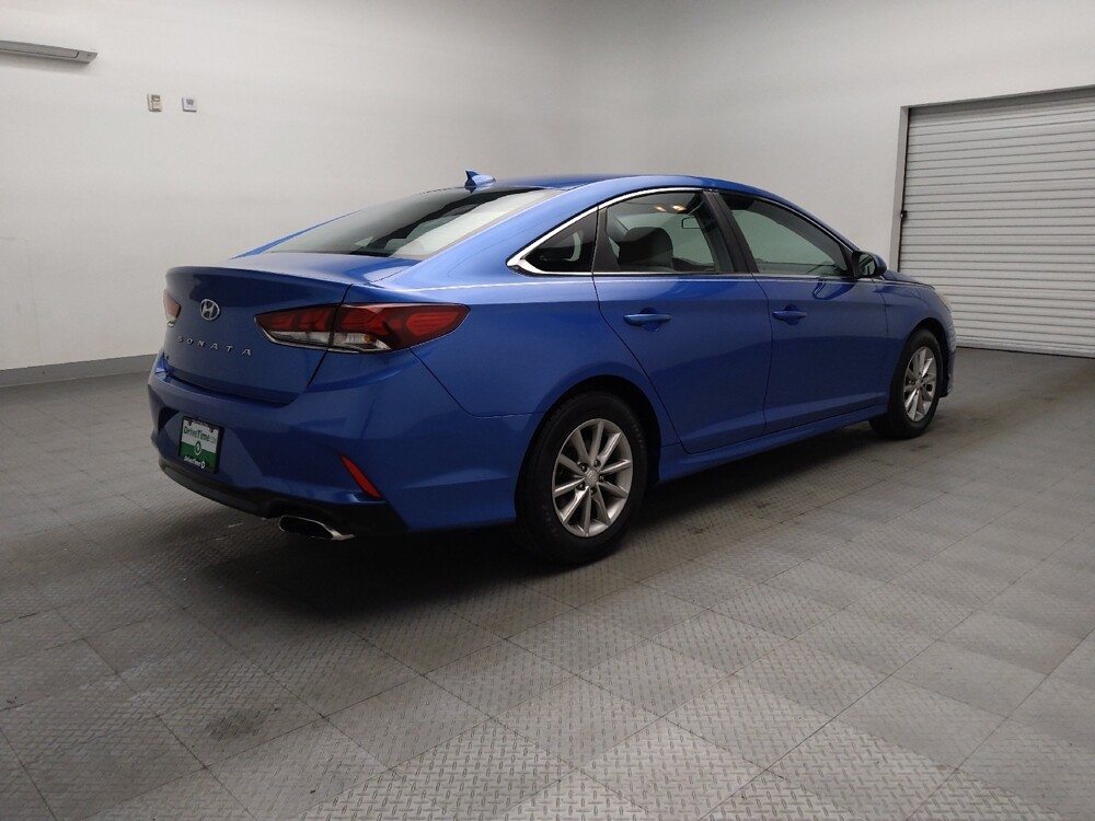 2018 Hyundai Sonata in Lewisville, TX 75067 - 18105475 9