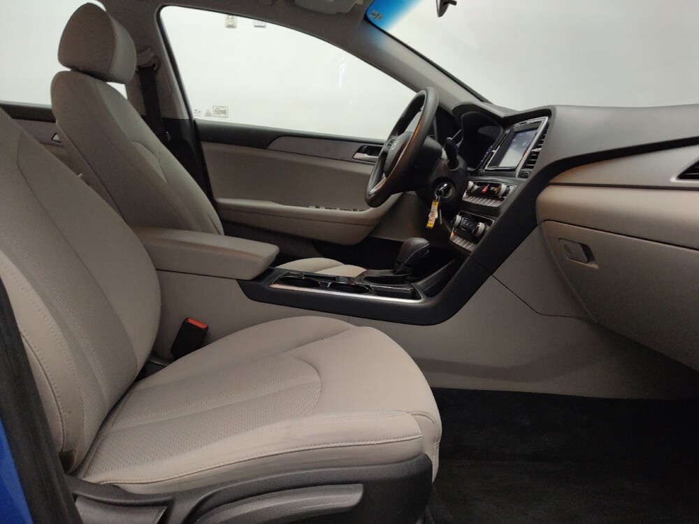 2018 Hyundai Sonata in Lewisville, TX 75067 - 18105475 21
