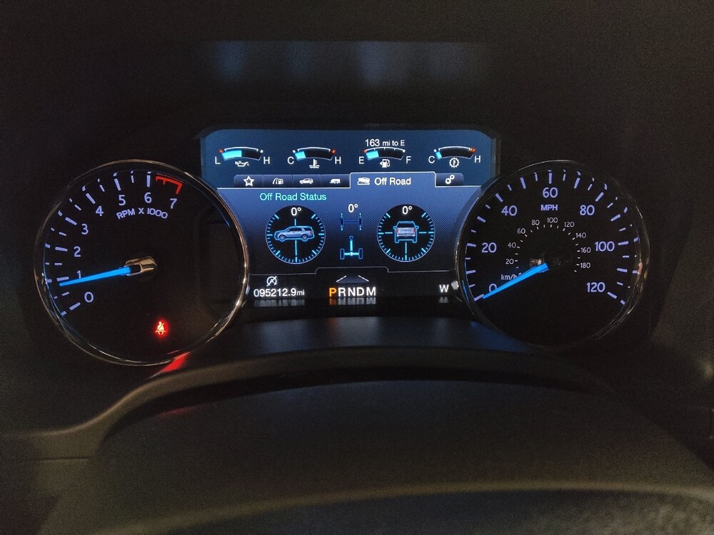 2018 Ford Expedition Max in Oklahoma City, OK 73139 - 18105478 23