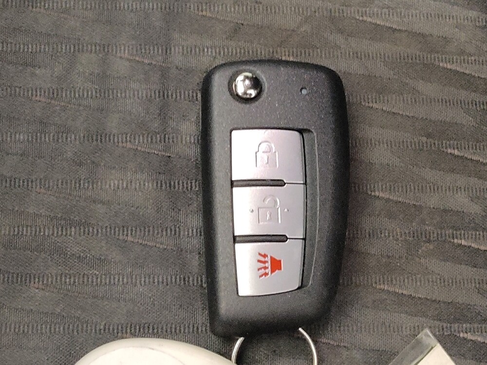 2020 Nissan Rogue in Tulsa, OK 74145 - 18105479 32