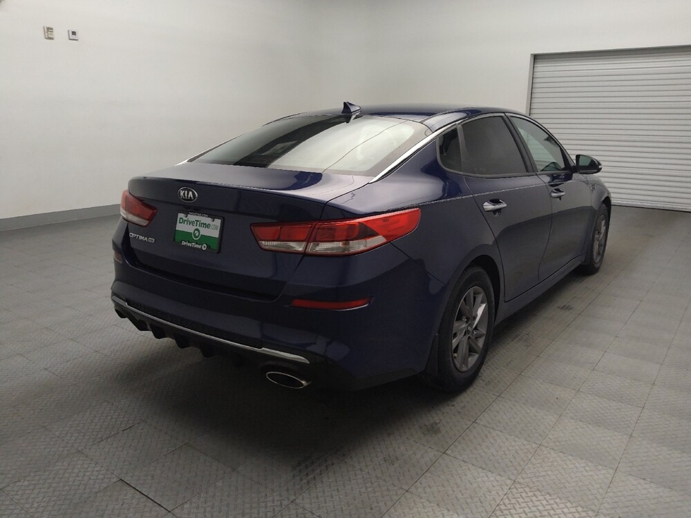 2020 Kia Optima in Fort Worth, TX 76116 - 18105486 9