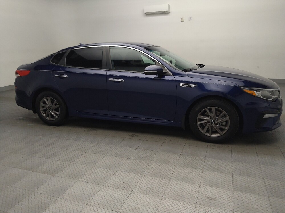 2020 Kia Optima in Fort Worth, TX 76116 - 18105486 11