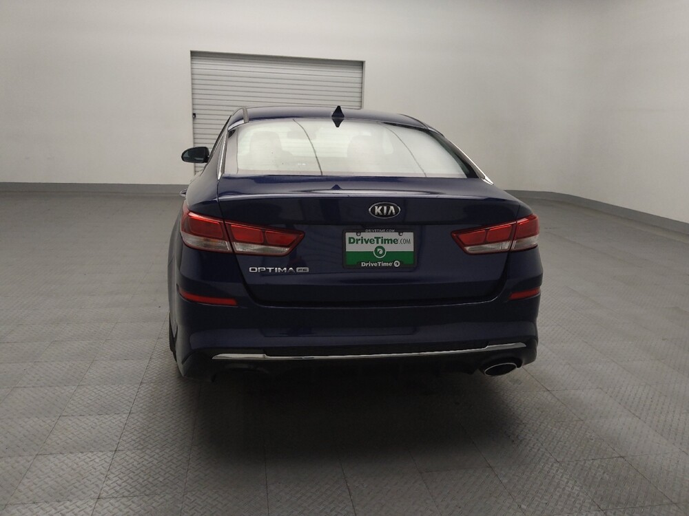 2020 Kia Optima in Fort Worth, TX 76116 - 18105486 6