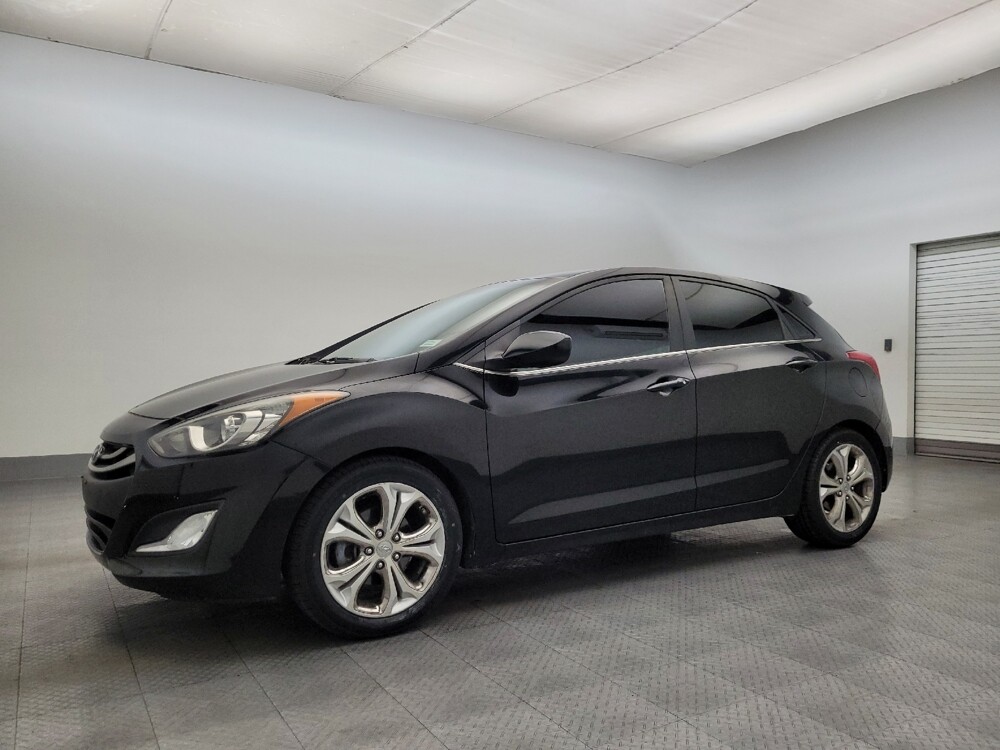 2013 Hyundai Elantra in Glendale, AZ 85301 - 18105489 2