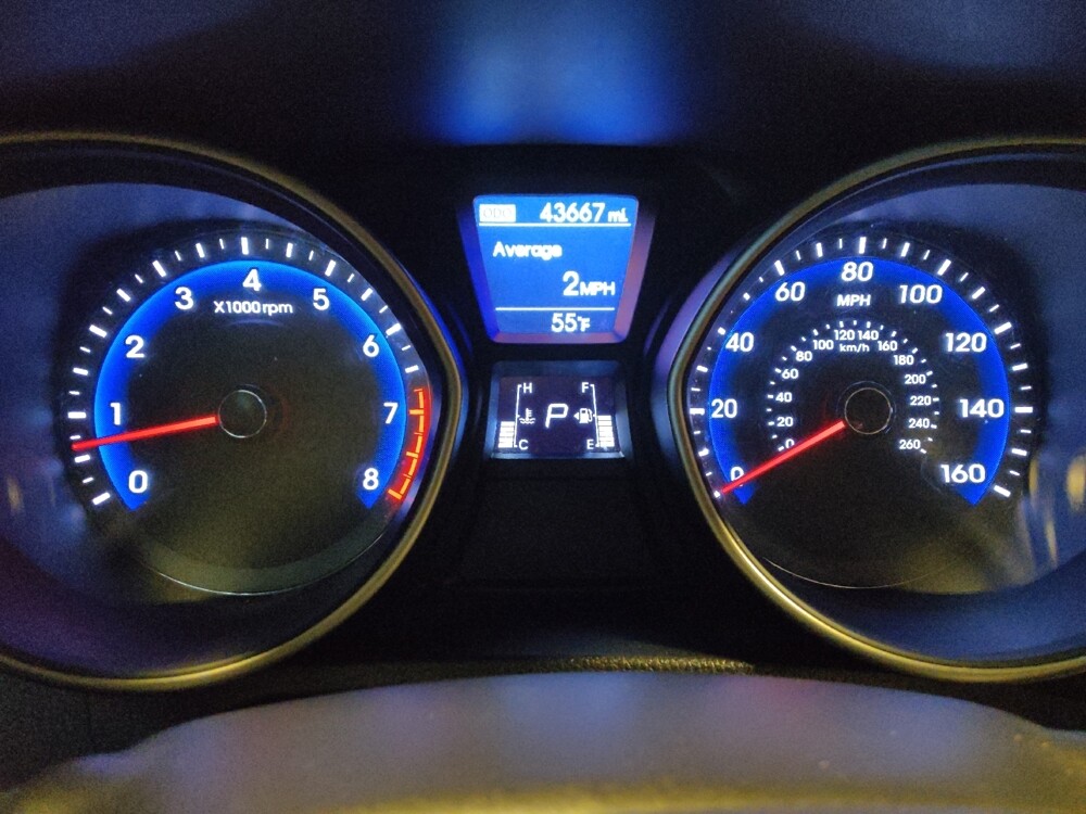 2013 Hyundai Elantra in Glendale, AZ 85301 - 18105489 23