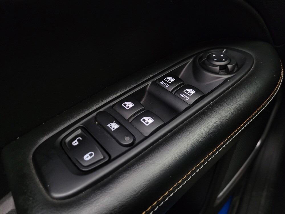 2020 Jeep Compass in Tucson, AZ 85705 - 18105490 27