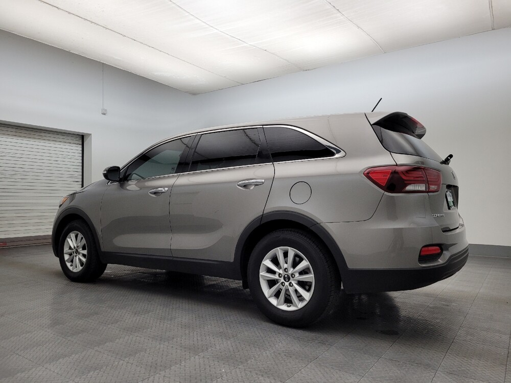 2019 Kia Sorento in Glendale, AZ 85301 - 18105493 3