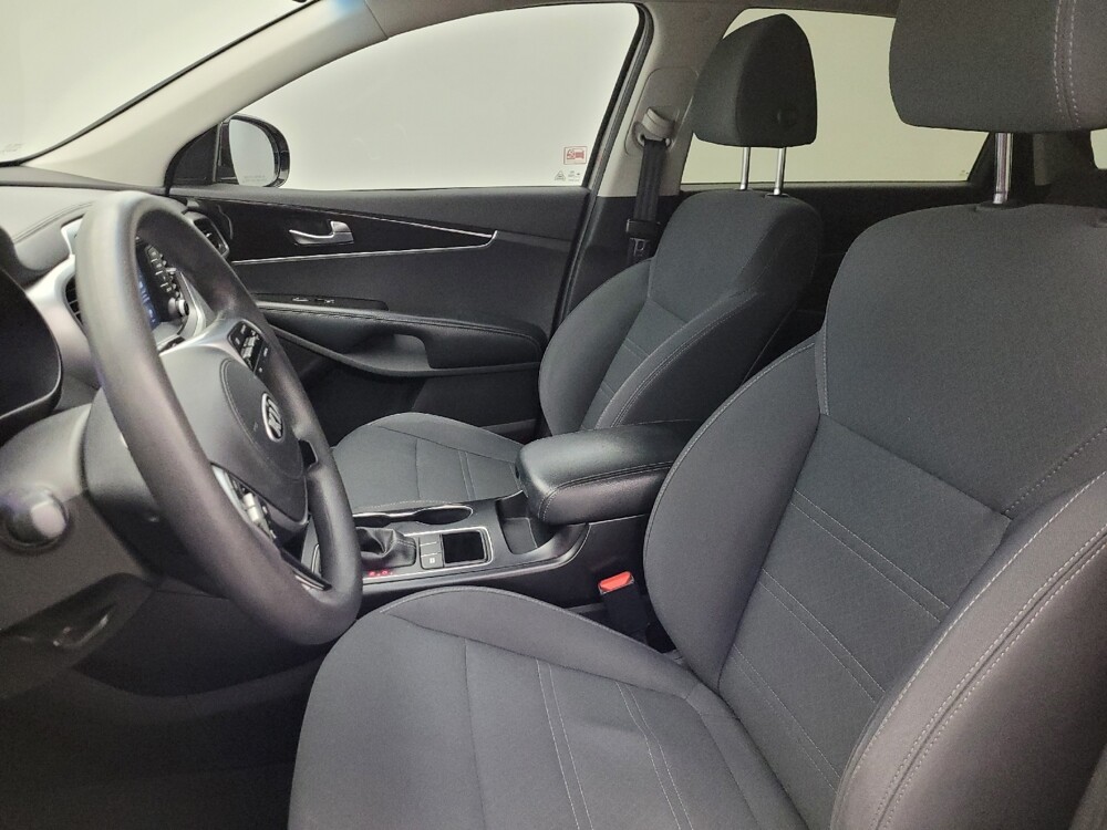 2019 Kia Sorento in Glendale, AZ 85301 - 18105493 17