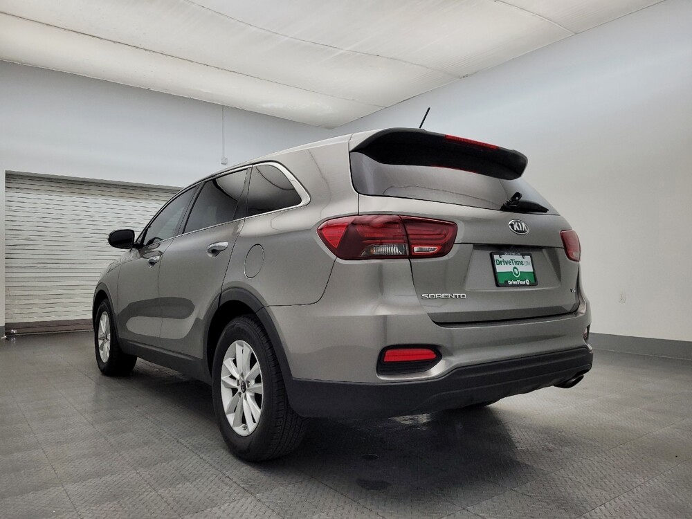 2019 Kia Sorento in Glendale, AZ 85301 - 18105493 5