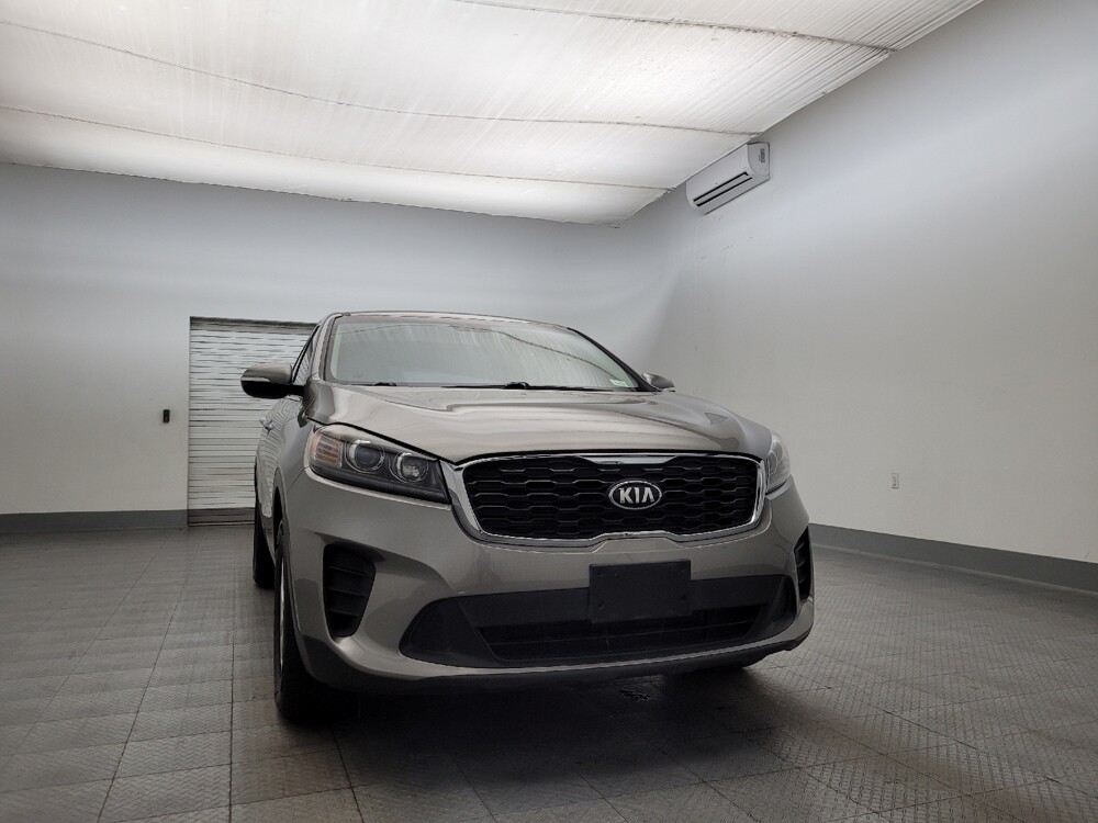 2019 Kia Sorento in Glendale, AZ 85301 - 18105493 14