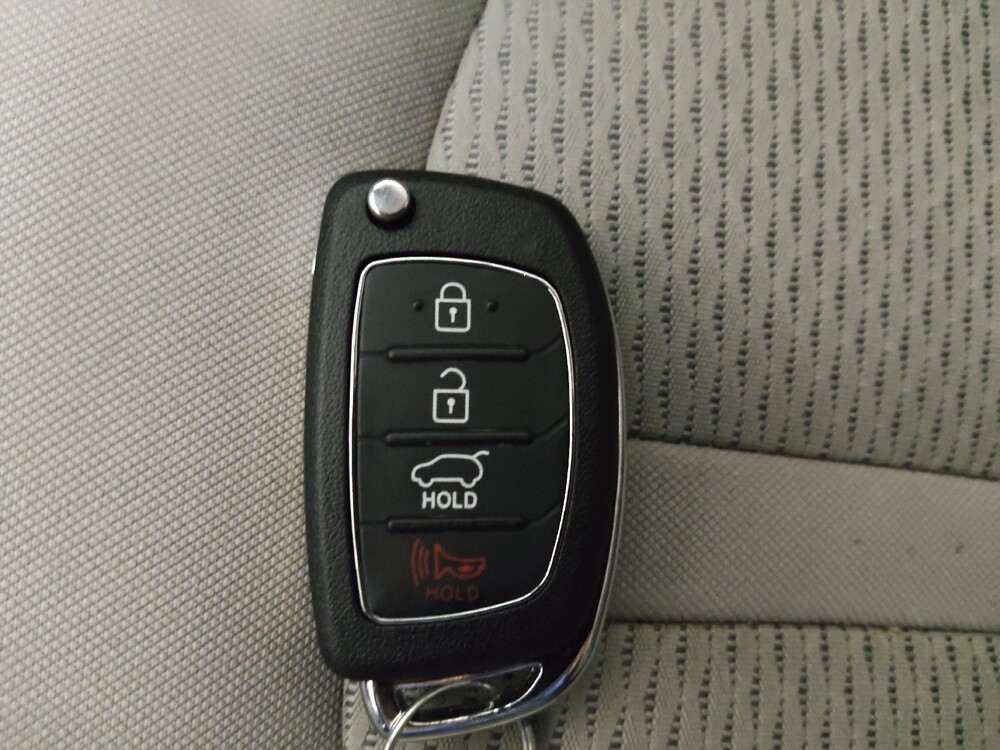 2016 Hyundai Sonata in Lakeland, FL 33815 - 18105500 32