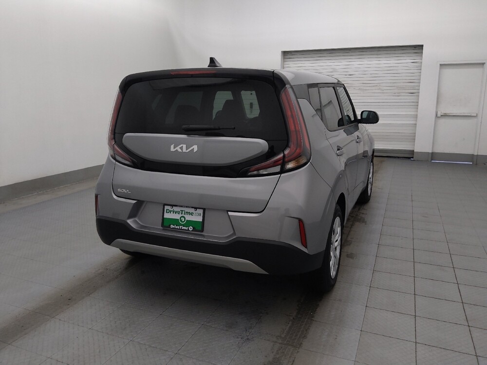 2023 Kia Soul in Tampa, FL 33619 - 18105503 7
