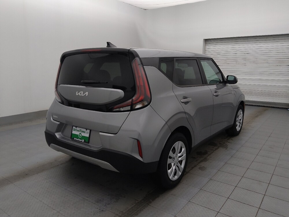 2023 Kia Soul in Tampa, FL 33619 - 18105503 9
