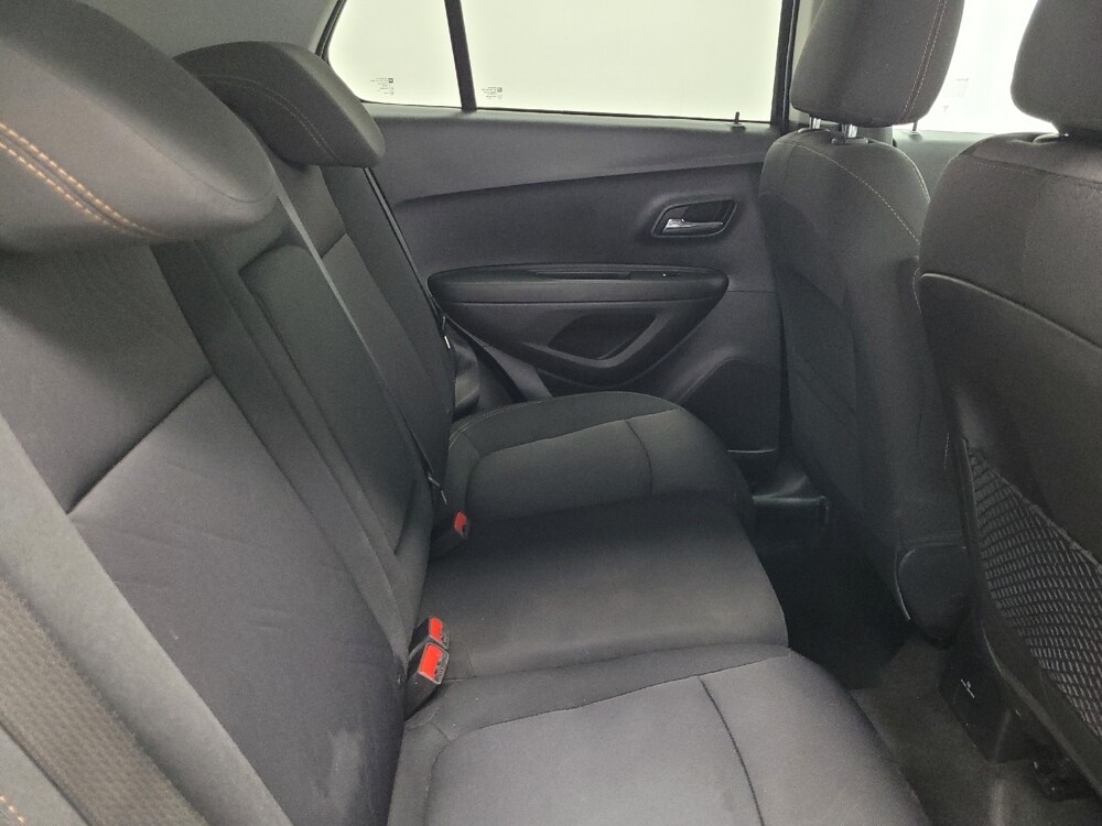 2020 Chevrolet Trax in Las Vegas, NV 89104 - 18105512 19