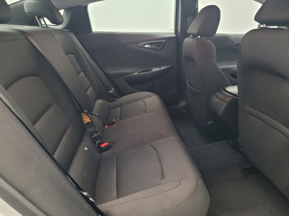 2019 Chevrolet Malibu in Conway, SC 29526 - 18105514 19