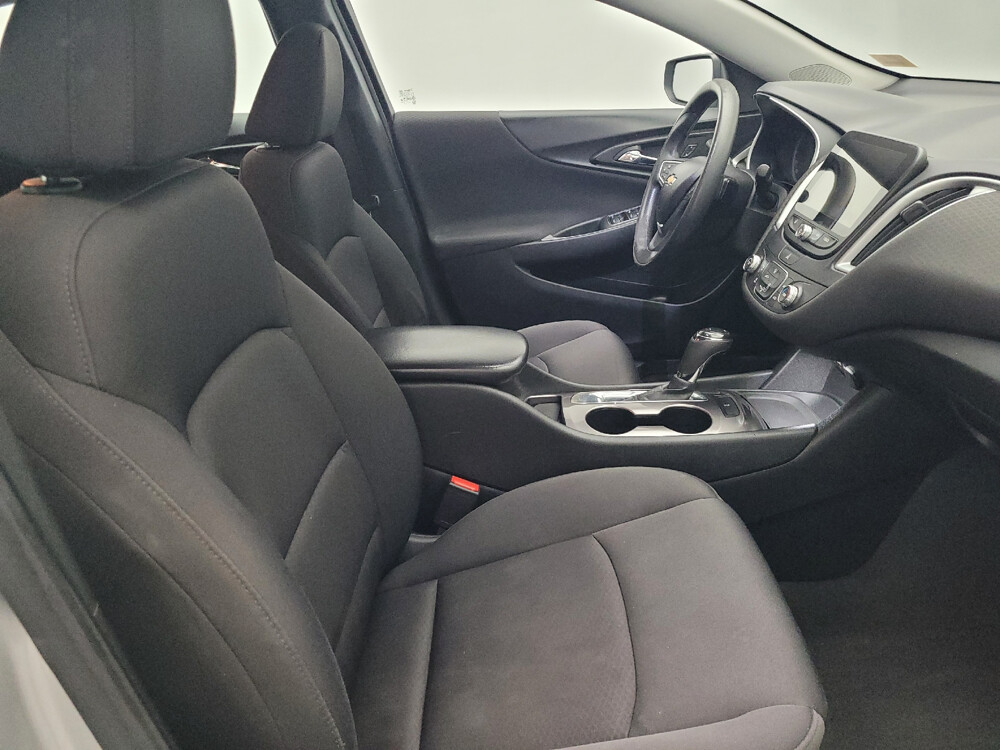 2019 Chevrolet Malibu in Conway, SC 29526 - 18105514 21