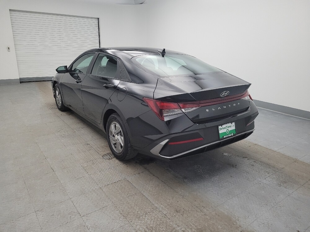 2025 Hyundai Elantra in Columbus, OH 43231 - 18105516 5