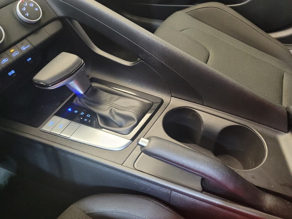 2025 Hyundai Elantra in Columbus, OH 43231 - 18105516 26