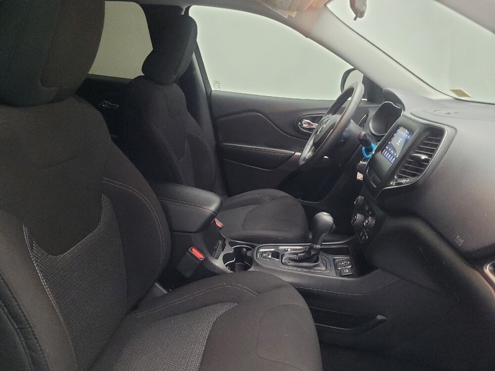 2019 Jeep Cherokee in Macon, GA 31210 - 18105519 21